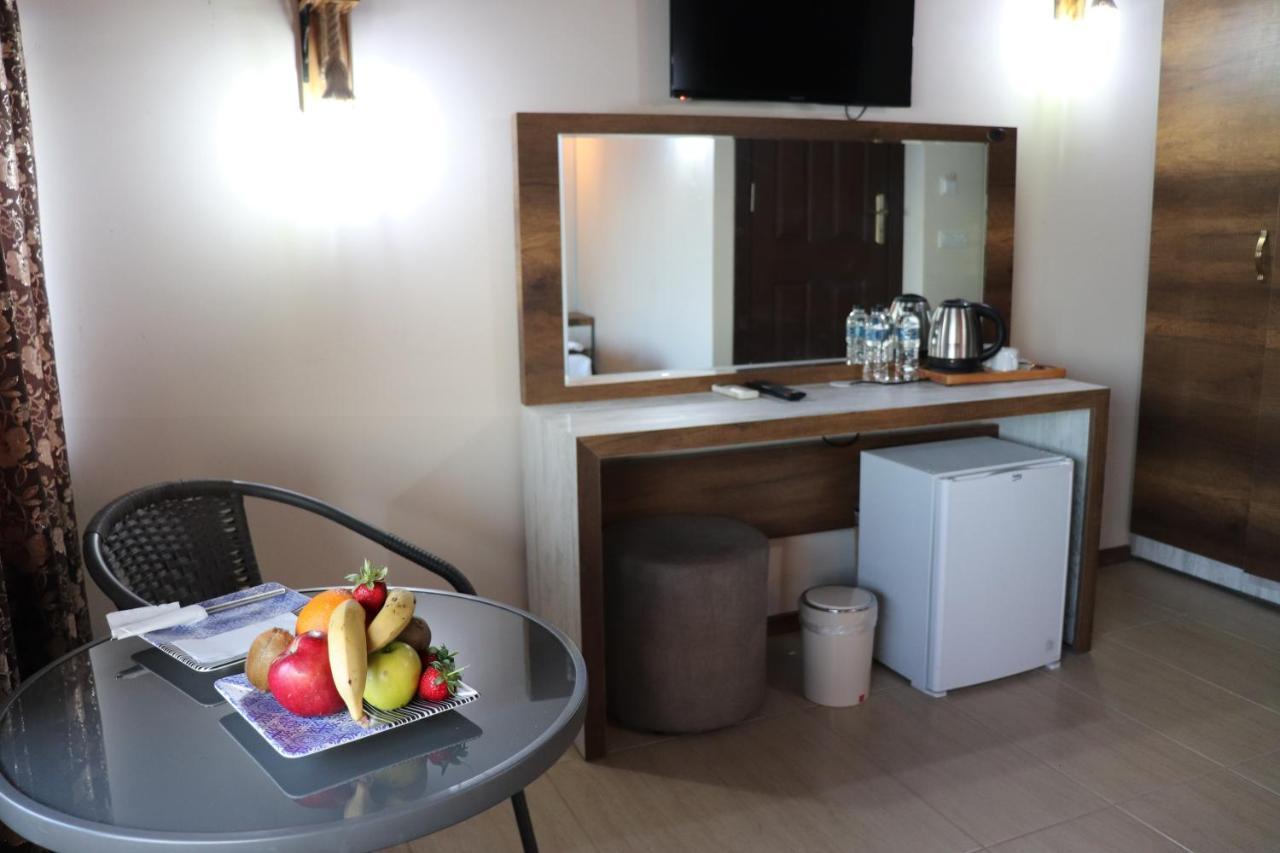 Trend Cesmealti Hotel & Lounge İzmir Ngoại thất bức ảnh